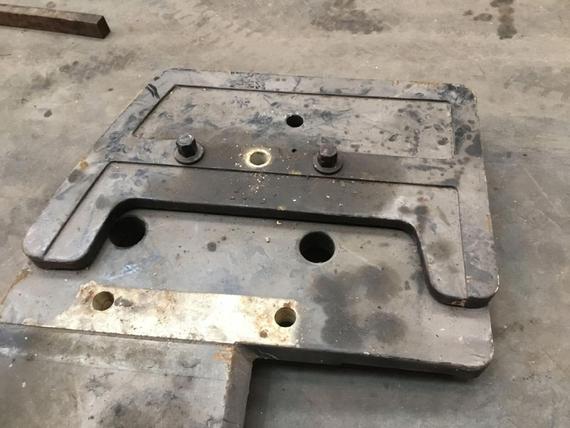 Terex PPM 400 ATT counterweight 200 kg - Counterweight for Construction machinery: picture 3 Terex PPM 400 ATT counterweight 200 kg - Counterweight for Construction machinery: picture 3