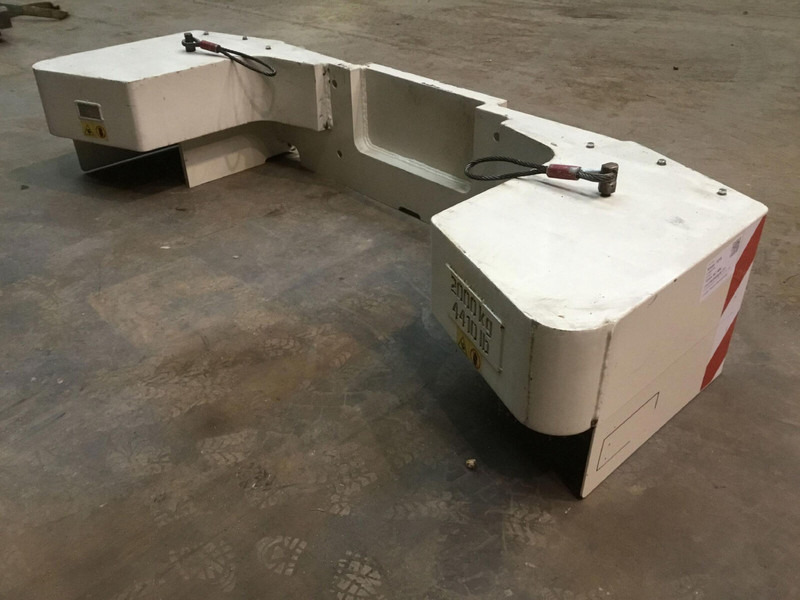 Terex Terex AC 40L counterweight 2T - Counterweight for Construction machinery: picture 3 Terex Terex AC 40L counterweight 2T - Counterweight for Construction machinery: picture 3