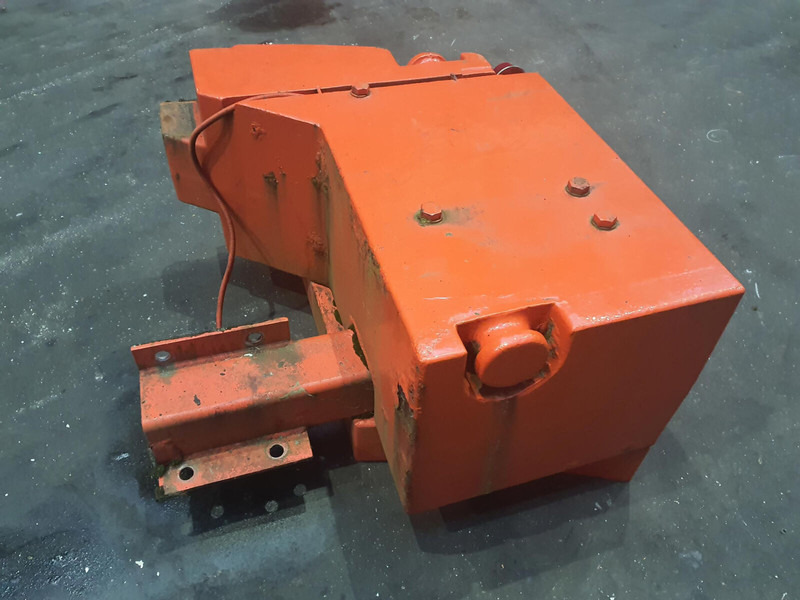 Terex counterweight left 1,2 + 0,3t - Counterweight for Construction machinery: picture 3 Terex counterweight left 1,2 + 0,3t - Counterweight for Construction machinery: picture 3
