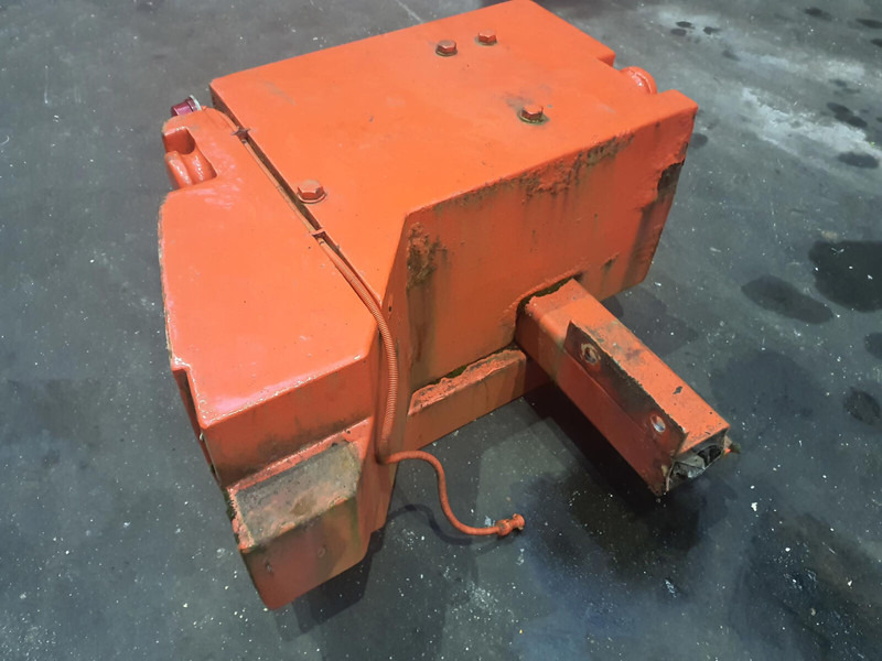 Terex counterweight left 1,2 + 0,3t - Counterweight for Construction machinery: picture 4 Terex counterweight left 1,2 + 0,3t - Counterweight for Construction machinery: picture 4