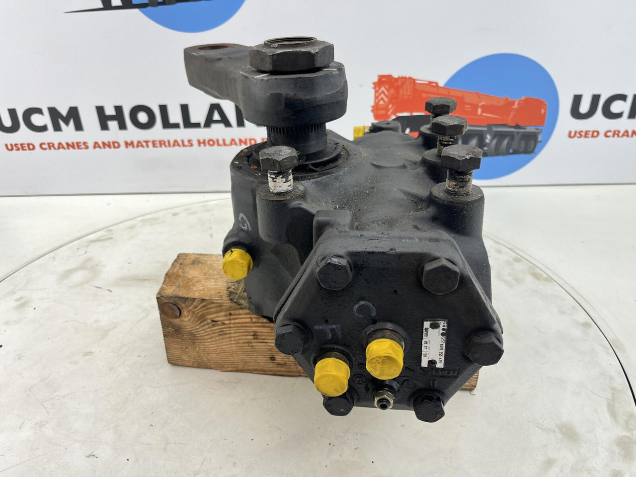 ZF ATF 50G-3 steering box ZF - Steering gear for Mobile crane: picture 4 ZF ATF 50G-3 steering box ZF - Steering gear for Mobile crane: picture 4