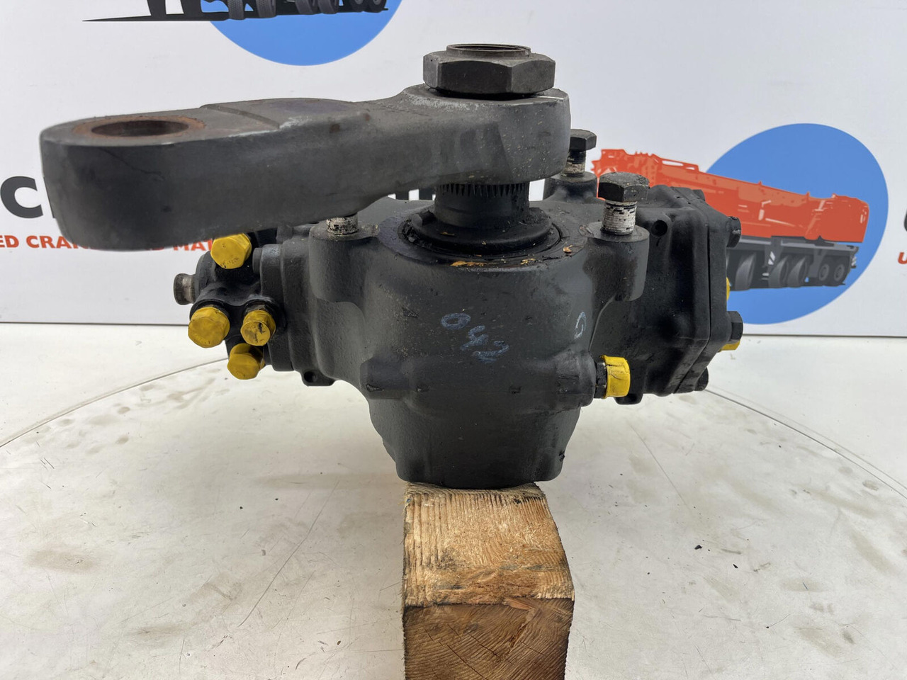 ZF ATF 50G-3 steering box ZF - Steering gear for Mobile crane: picture 3 ZF ATF 50G-3 steering box ZF - Steering gear for Mobile crane: picture 3