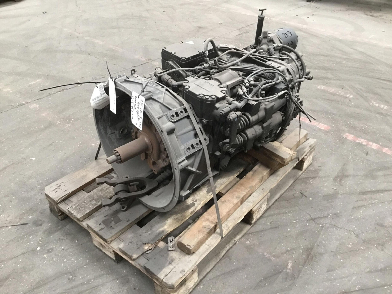 ZF ATF 60-4 gearbox EcoSplit 16-S-151 - Gearbox for Mobile crane: picture 4 ZF ATF 60-4 gearbox EcoSplit 16-S-151 - Gearbox for Mobile crane: picture 4