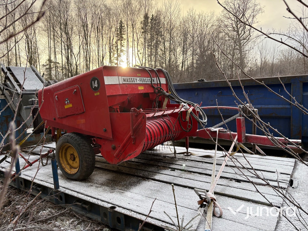 Balpress - MF14 - Square baler: picture 4 Balpress - MF14 - Square baler: picture 4