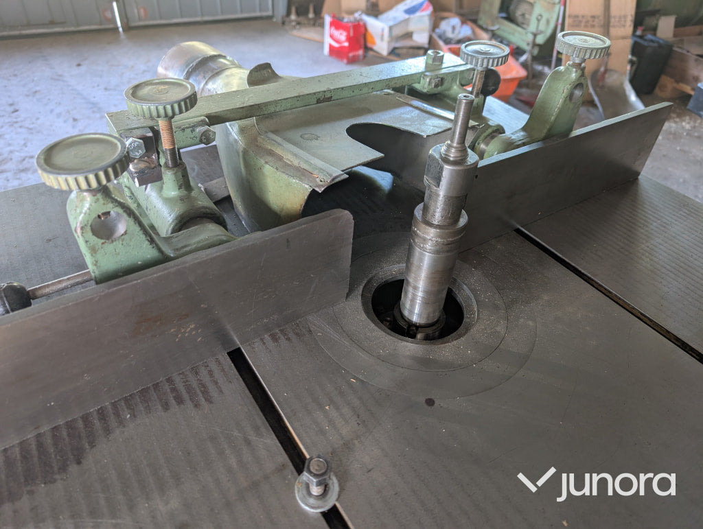 Bordsfräs - Jonsered - Milling machine: picture 4 Bordsfräs - Jonsered - Milling machine: picture 4