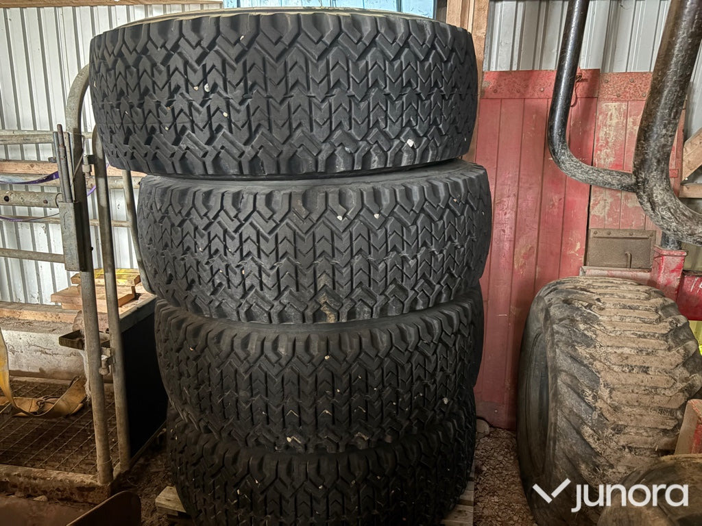 Däck - Michelin 175R25 - Tire for Construction machinery: picture 1 Däck - Michelin 175R25 - Tire for Construction machinery: picture 1