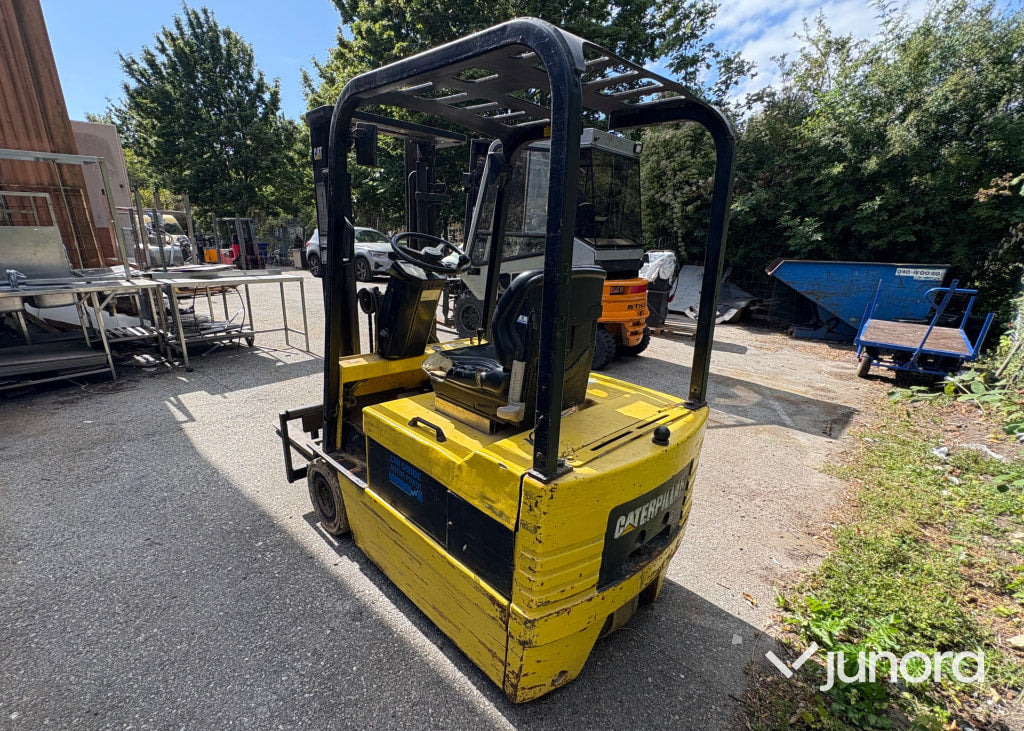 El truck - Caterpillar - Electric forklift: picture 3 El truck - Caterpillar - Electric forklift: picture 3