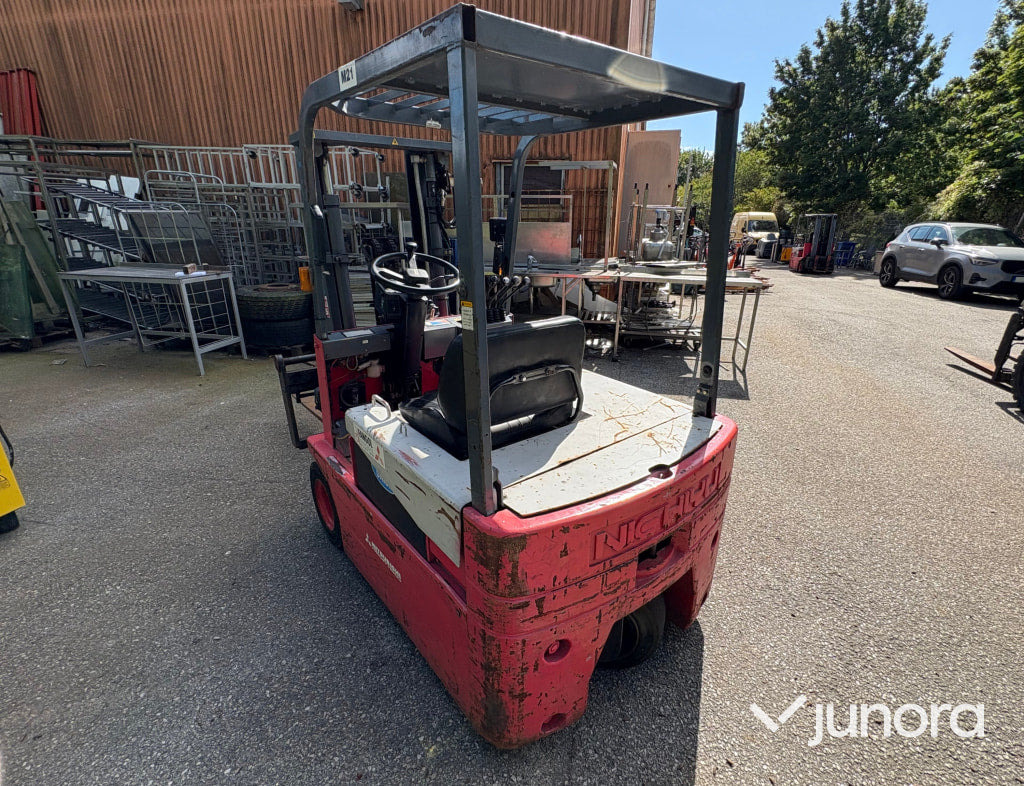 Gaffeltruck - Nichiyu (2) - Forklift: picture 3 Gaffeltruck - Nichiyu (2) - Forklift: picture 3