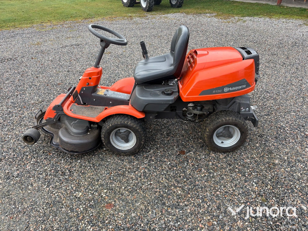 Garden mower Gräsklippare - Husqvarna Rider R13 C: picture 7 Garden mower Gräsklippare - Husqvarna Rider R13 C: picture 7