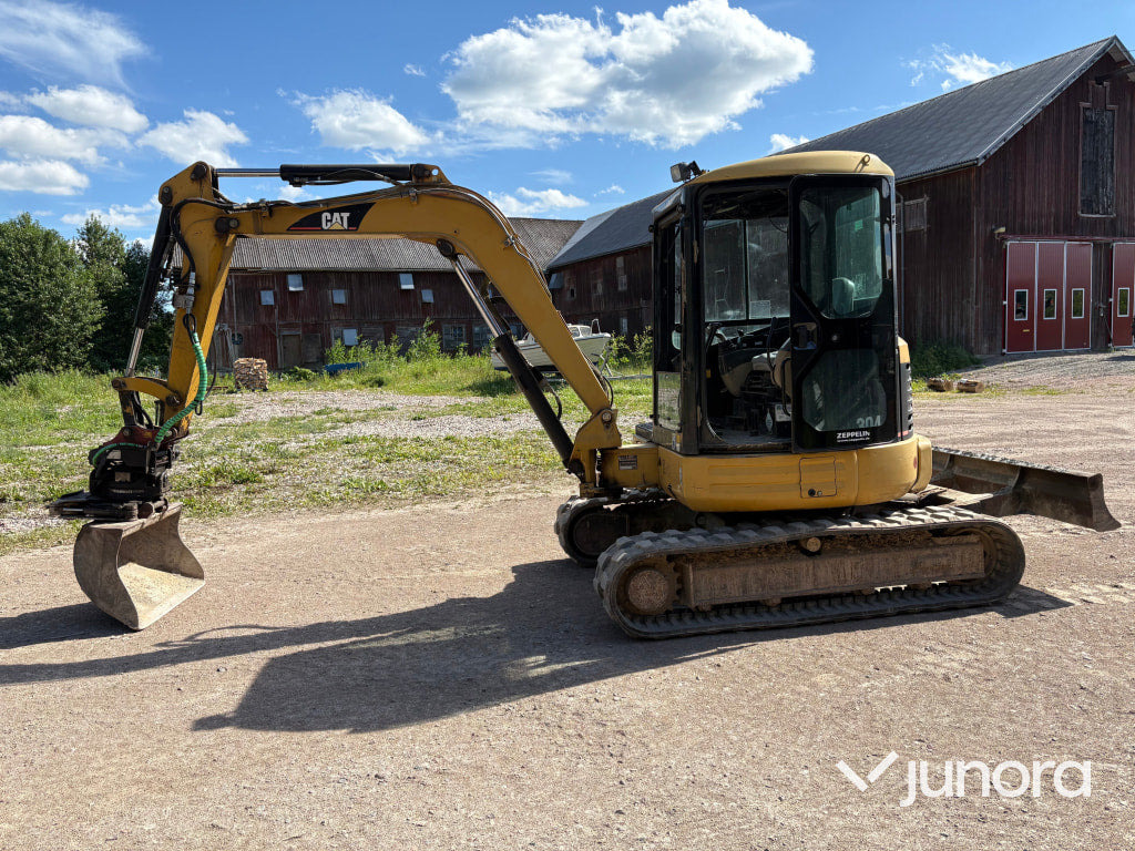Grävmaskin CAT 304 CR 4-ton - Mini excavator: picture 3 Grävmaskin CAT 304 CR 4-ton - Mini excavator: picture 3