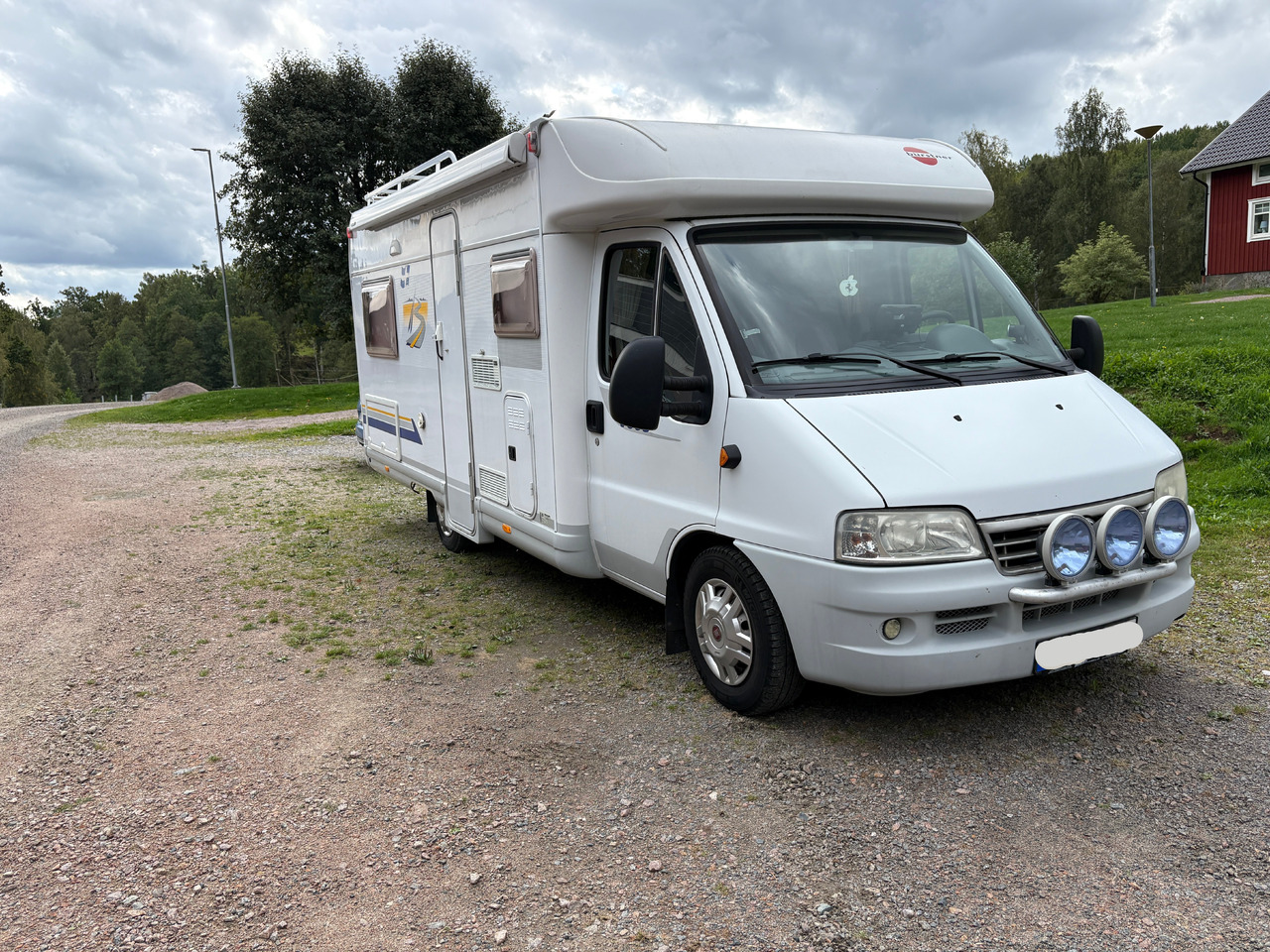 Husbil Bürstner Harmony 603 - Semi-integrated motorhome: picture 4 Husbil Bürstner Harmony 603 - Semi-integrated motorhome: picture 4