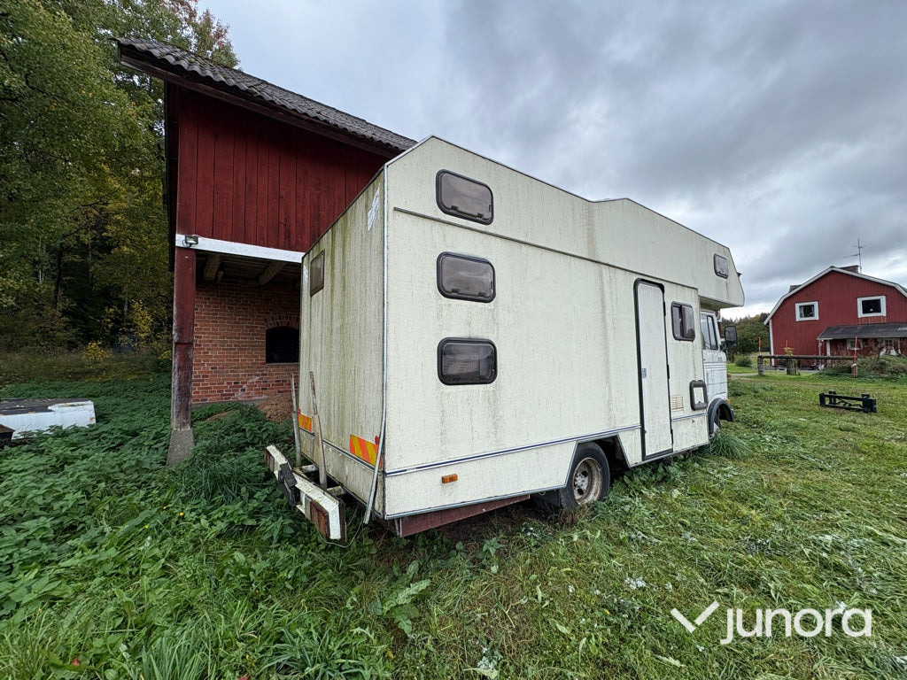 Husbil MERCEDES BENZ LP 608/32 - Alcove motorhome: picture 4 Husbil MERCEDES BENZ LP 608/32 - Alcove motorhome: picture 4