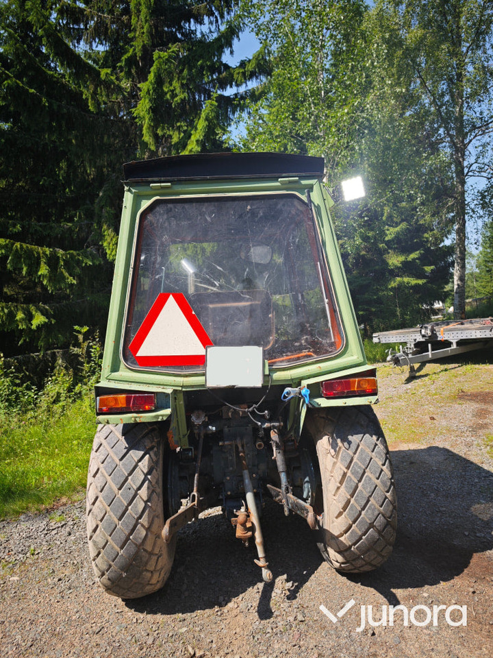 Kompakttraktor Kubota L245DT 4WD - Compact tractor: picture 4 Kompakttraktor Kubota L245DT 4WD - Compact tractor: picture 4