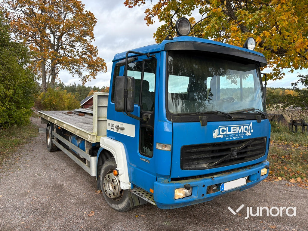 Lastbil - Volvo FL6 4X2 - Dropside/ Flatbed truck: picture 3 Lastbil - Volvo FL6 4X2 - Dropside/ Flatbed truck: picture 3
