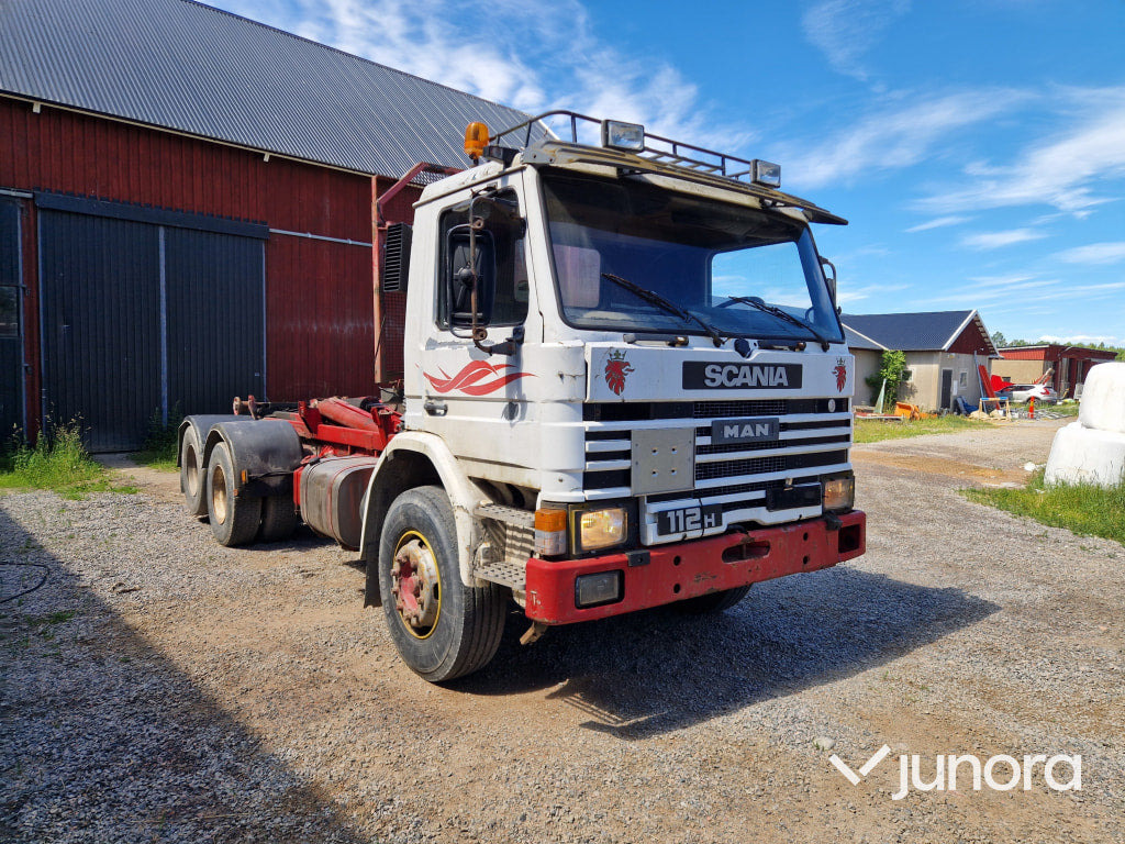 Lastväxlare Scania 112 H - Hook lift truck: picture 2 Lastväxlare Scania 112 H - Hook lift truck: picture 2
