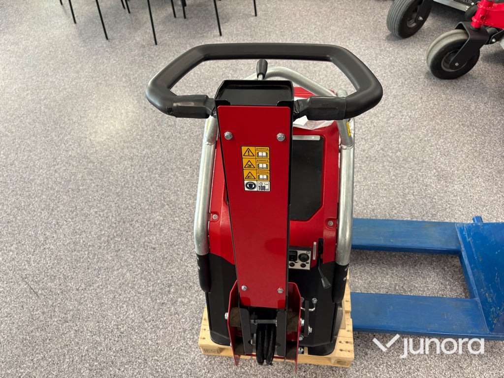Markvibrator - Swepac FB 270 - Vibratory plate: picture 4 Markvibrator - Swepac FB 270 - Vibratory plate: picture 4