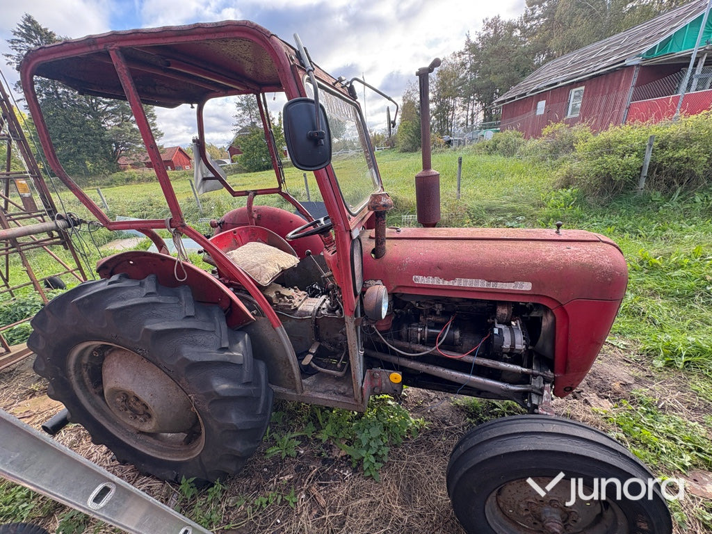 Massey Ferguson 35 Stand – 1960 årsmodell, klassisk dieseltraktor - Farm tractor: picture 1 Massey Ferguson 35 Stand – 1960 årsmodell, klassisk dieseltraktor - Farm tractor: picture 1