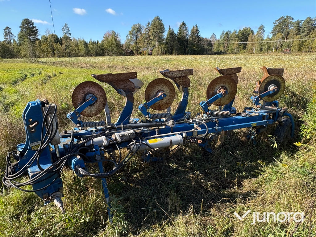 Överum VF-CX 4975 H – 4-skärare växelplog med hydraulik - Plow: picture 1 Överum VF-CX 4975 H – 4-skärare växelplog med hydraulik - Plow: picture 1