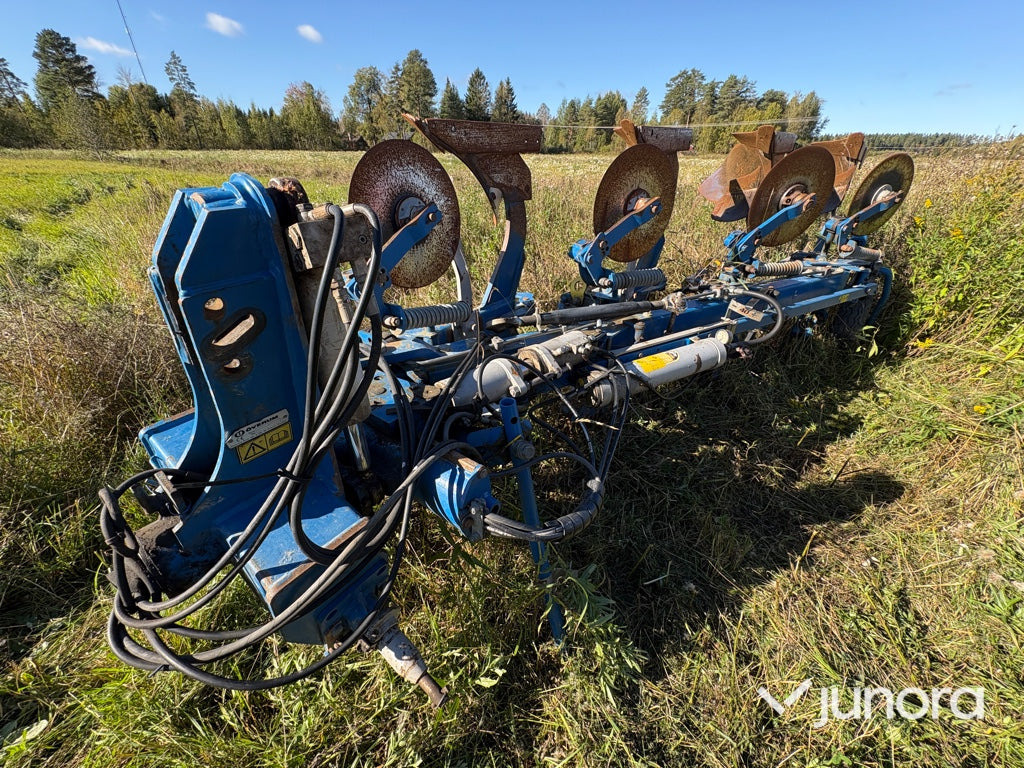 Överum VF-CX 4975 H – 4-skärare växelplog med hydraulik - Plow: picture 2 Överum VF-CX 4975 H – 4-skärare växelplog med hydraulik - Plow: picture 2