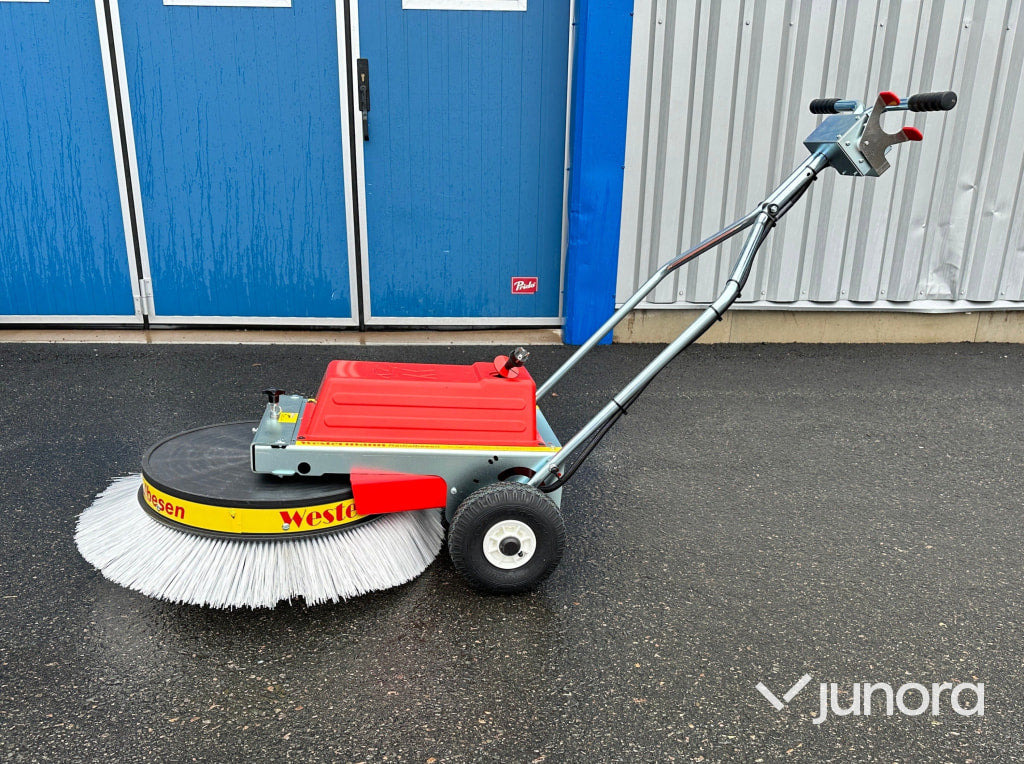 Sopmaskin Westermann WR 870 - Industrial sweeper: picture 1 Sopmaskin Westermann WR 870 - Industrial sweeper: picture 1