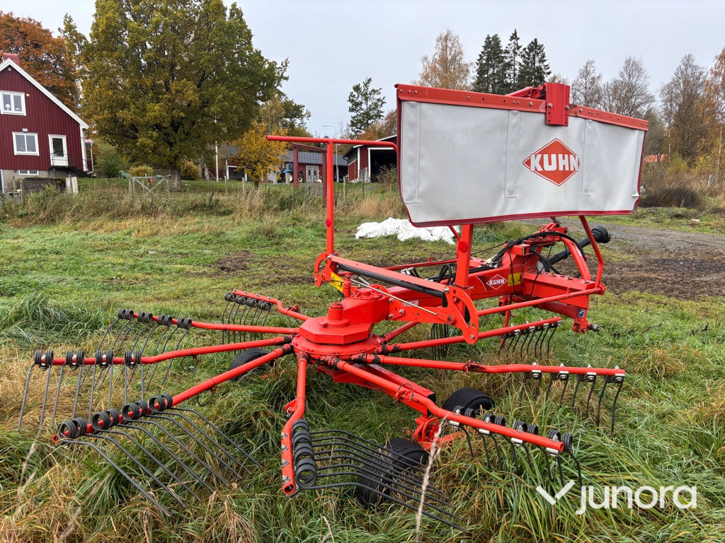 Strängläggare - Kuhn GA 4121 GM - Tedder/ Rake: picture 1 Strängläggare - Kuhn GA 4121 GM - Tedder/ Rake: picture 1