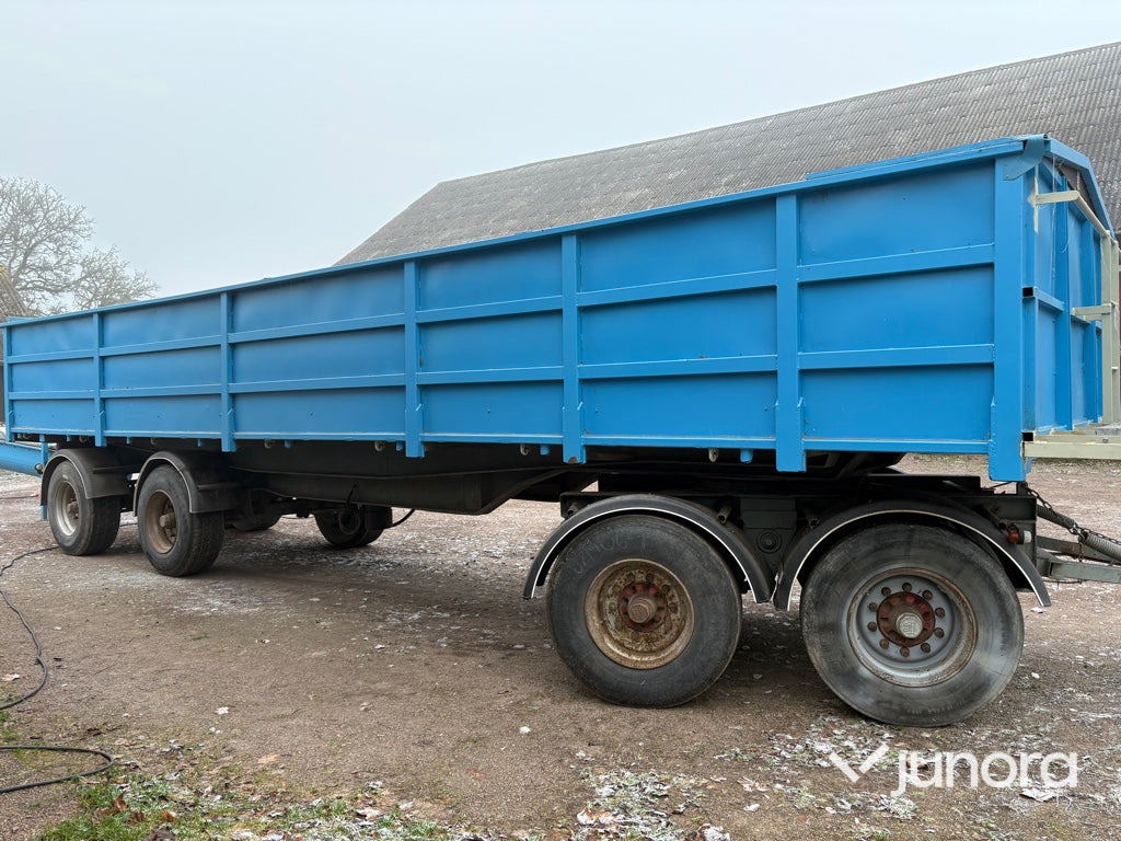 Torkvagn/Spannmålsvagn med tipp - 25 kubik - Tipper trailer: picture 4 Torkvagn/Spannmålsvagn med tipp - 25 kubik - Tipper trailer: picture 4
