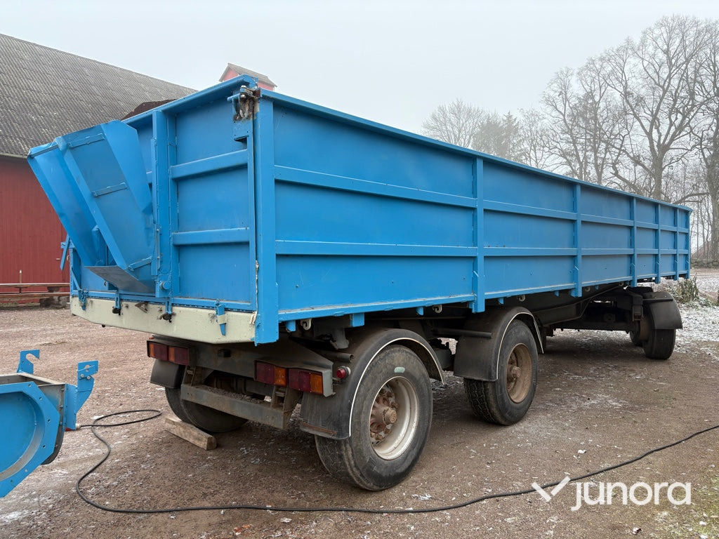 Torkvagn/Spannmålsvagn med tipp - 25 kubik - Tipper trailer: picture 5 Torkvagn/Spannmålsvagn med tipp - 25 kubik - Tipper trailer: picture 5