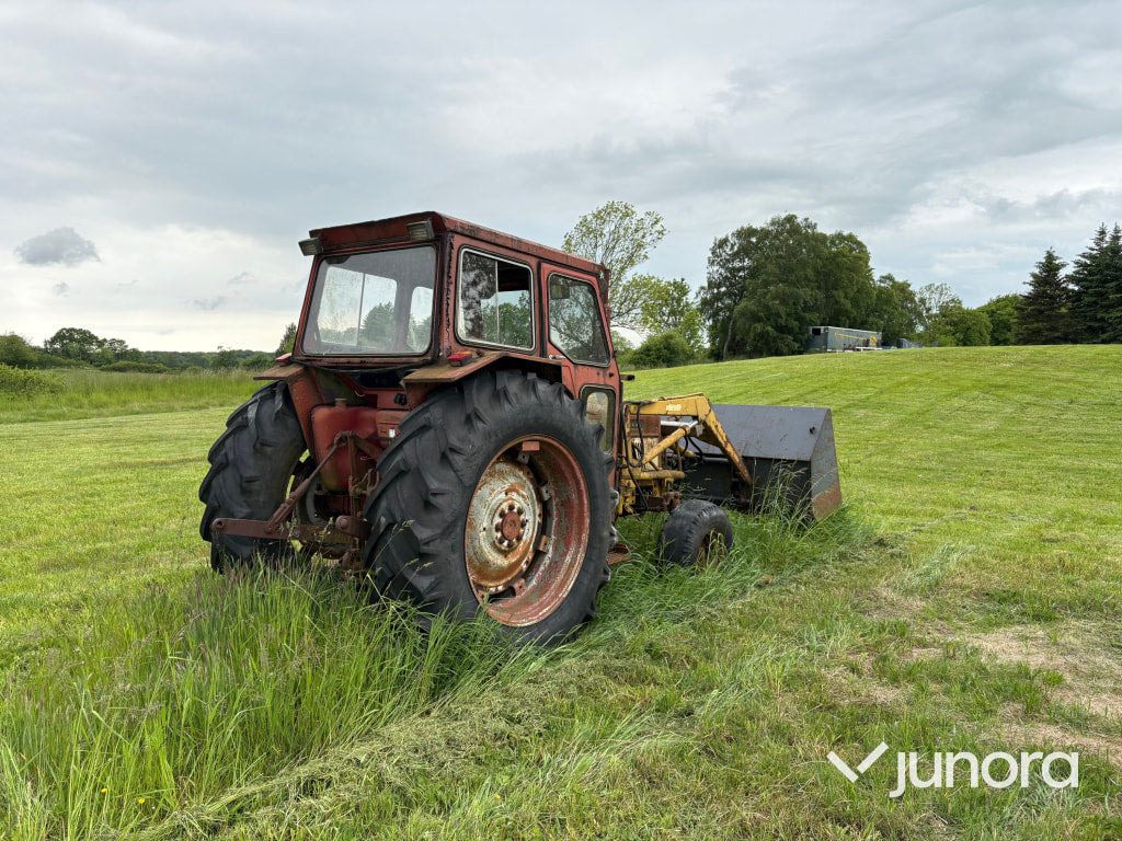 Traktor - IH - Farm tractor: picture 3 Traktor - IH - Farm tractor: picture 3