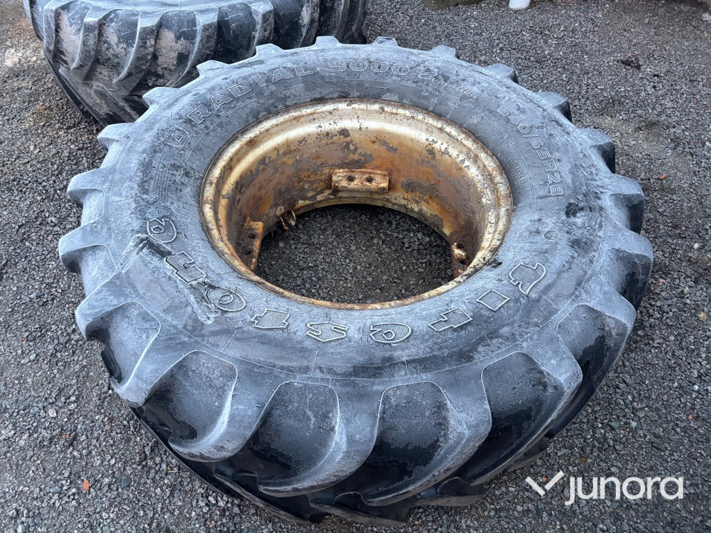 Traktordäck + Fälg - Firestone, Radial 9000, 540/65 R 28 - Wheel and tire package for Agricultural machinery: picture 3 Traktordäck + Fälg - Firestone, Radial 9000, 540/65 R 28 - Wheel and tire package for Agricultural machinery: picture 3