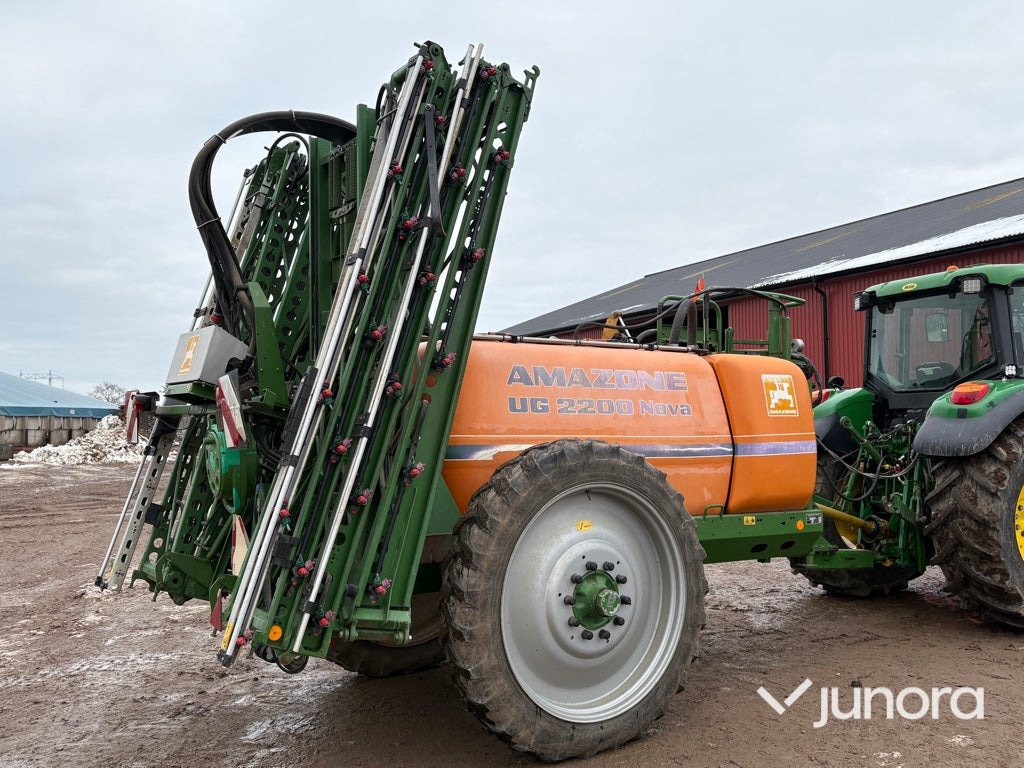 Växtskyddsspruta – Amazone UG 2200 Nova - Trailed sprayer: picture 1 Växtskyddsspruta – Amazone UG 2200 Nova - Trailed sprayer: picture 1