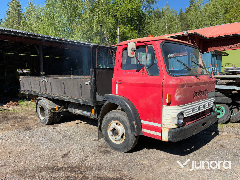 Veteranlastbil - Ford, D 550 Custom Cab - Dropside/ Flatbed truck: picture 1 Veteranlastbil - Ford, D 550 Custom Cab - Dropside/ Flatbed truck: picture 1