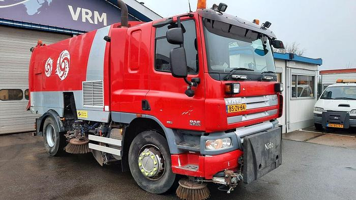 DAF FA CF-75 - Road sweeper: picture 1 DAF FA CF-75 - Road sweeper: picture 1