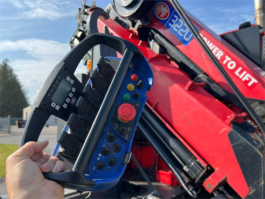 DAF CF 480 FAX 8x2*6 - Skip loader truck: picture 3 DAF CF 480 FAX 8x2*6 - Skip loader truck: picture 3