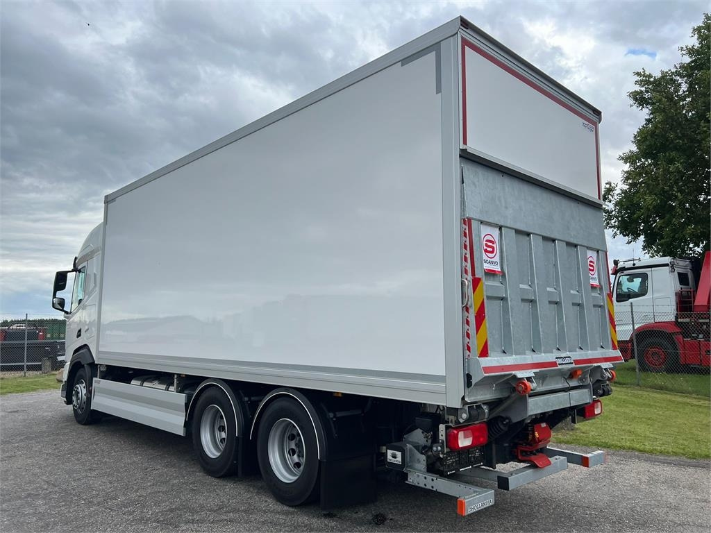 DAF XF480 FAS 6x2 - Box truck: picture 5 DAF XF480 FAS 6x2 - Box truck: picture 5