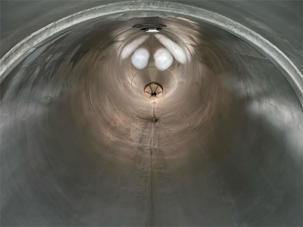 Interconsult 64m3 STRT1-64CA med tip - Tank semi-trailer: picture 4 Interconsult 64m3 STRT1-64CA med tip - Tank semi-trailer: picture 4