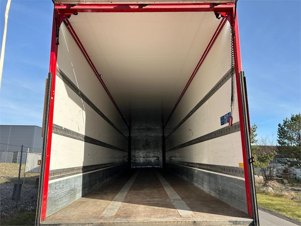 Kel-Berg 13,6 mtr. - 94m3 - 2500 kg lift  - Closed box semi-trailer: picture 4 Kel-Berg 13,6 mtr. - 94m3 - 2500 kg lift  - Closed box semi-trailer: picture 4
