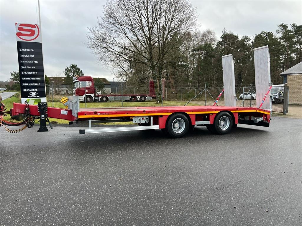 MAX Trailer MAX 300 - 7000 mm + ramper - Autotransporter trailer: picture 1 MAX Trailer MAX 300 - 7000 mm + ramper - Autotransporter trailer: picture 1