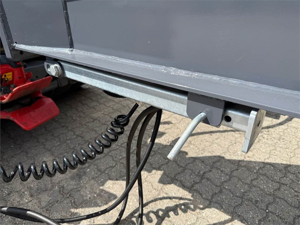 Tipper trailer Reisch 3-vejs 15m3: picture 12