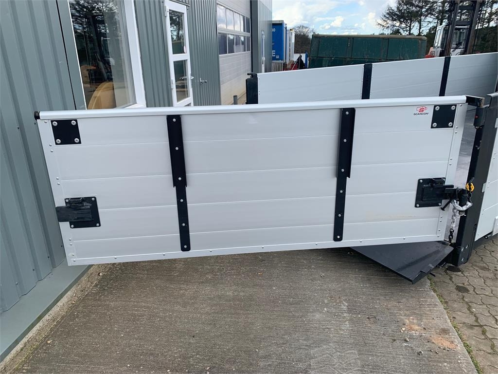 Scancon SAL5613 - 5600 mm alu lad + aut. bagsmæk - Flatbed body: picture 3 Scancon SAL5613 - 5600 mm alu lad + aut. bagsmæk - Flatbed body: picture 3