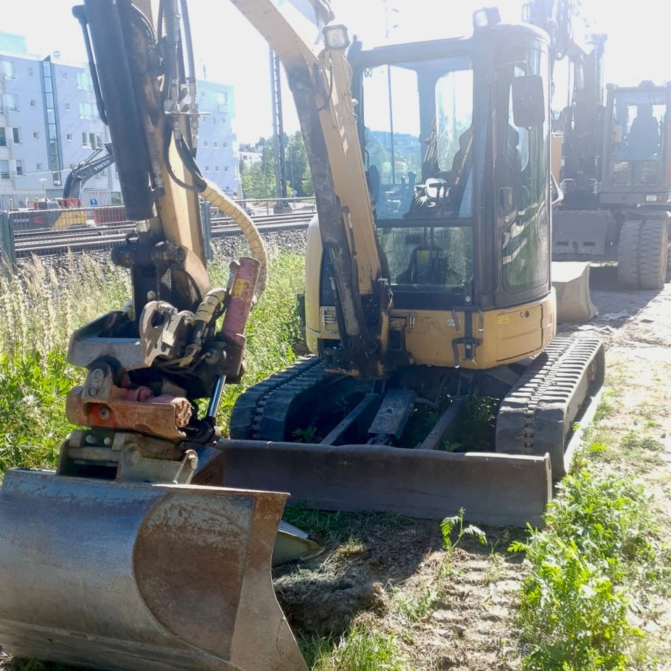 CAT 304 D CR - Mini excavator: picture 1 CAT 304 D CR - Mini excavator: picture 1