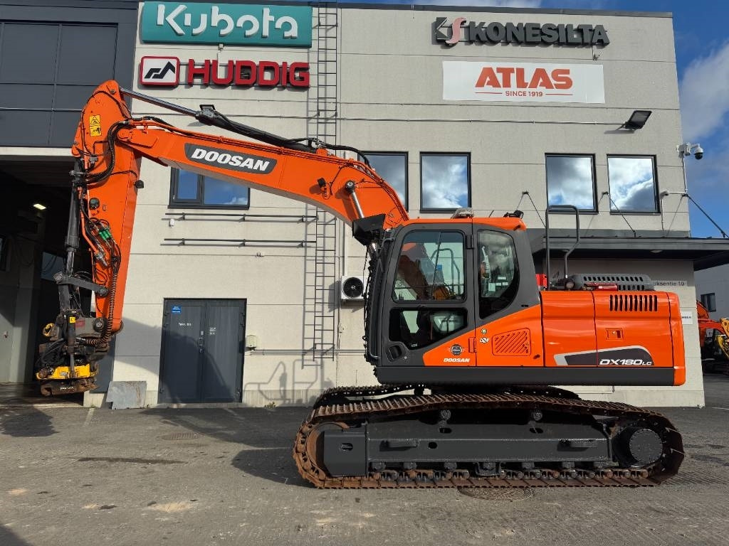 Doosan DX 180 LC-5 - Crawler excavator: picture 1 Doosan DX 180 LC-5 - Crawler excavator: picture 1