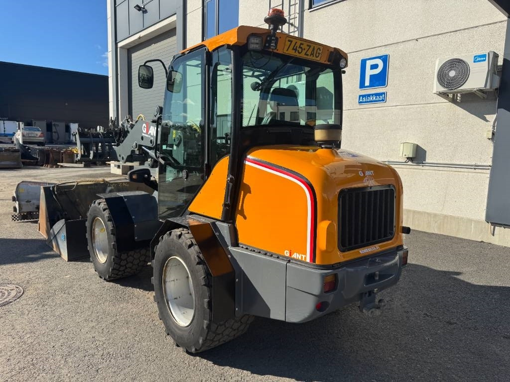 GiANT V 6004 T - Compact loader: picture 5 GiANT V 6004 T - Compact loader: picture 5