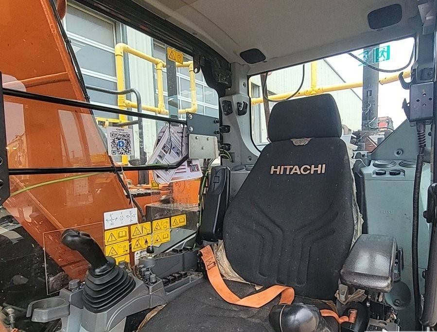 Hitachi ZX135US-7  on lease Hitachi ZX135US-7: picture 6