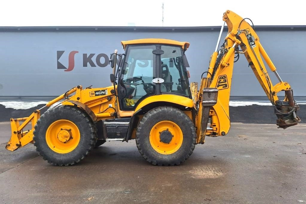 JCB MYYTY! SOLD! 4CN YHDISTELMÄKONE  - Backhoe loader: picture 1 JCB MYYTY! SOLD! 4CN YHDISTELMÄKONE  - Backhoe loader: picture 1