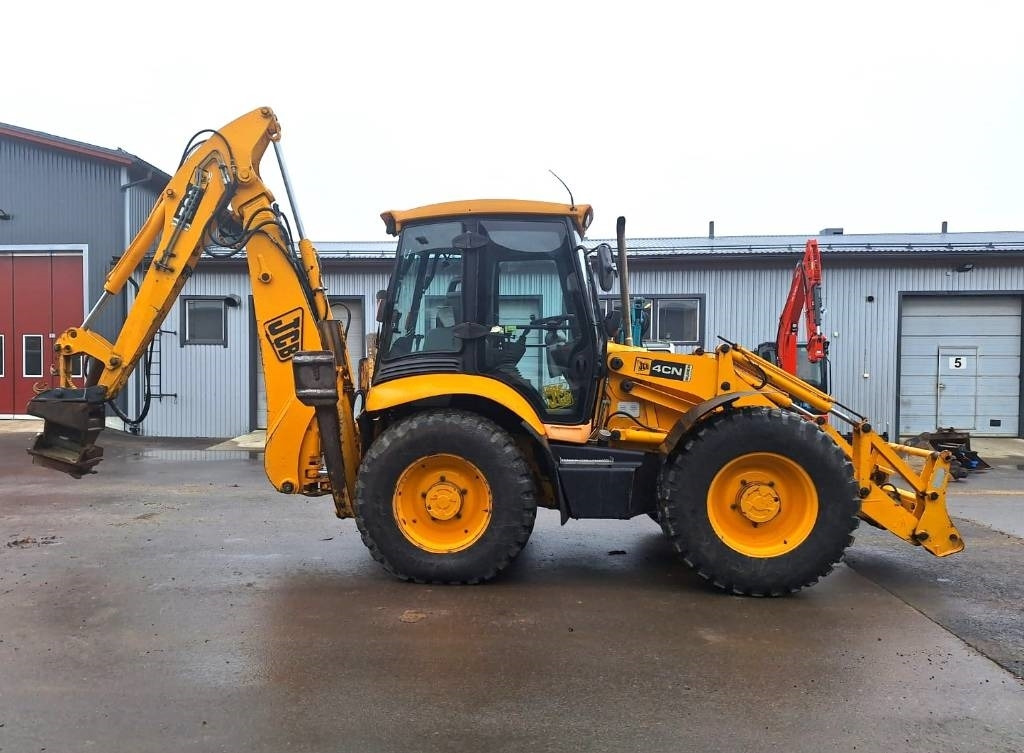 JCB MYYTY! SOLD! 4CN YHDISTELMÄKONE  - Backhoe loader: picture 4 JCB MYYTY! SOLD! 4CN YHDISTELMÄKONE  - Backhoe loader: picture 4