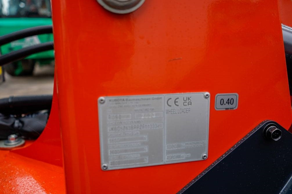 Wheel loader Kubota R090 VARUSTELTU: picture 19