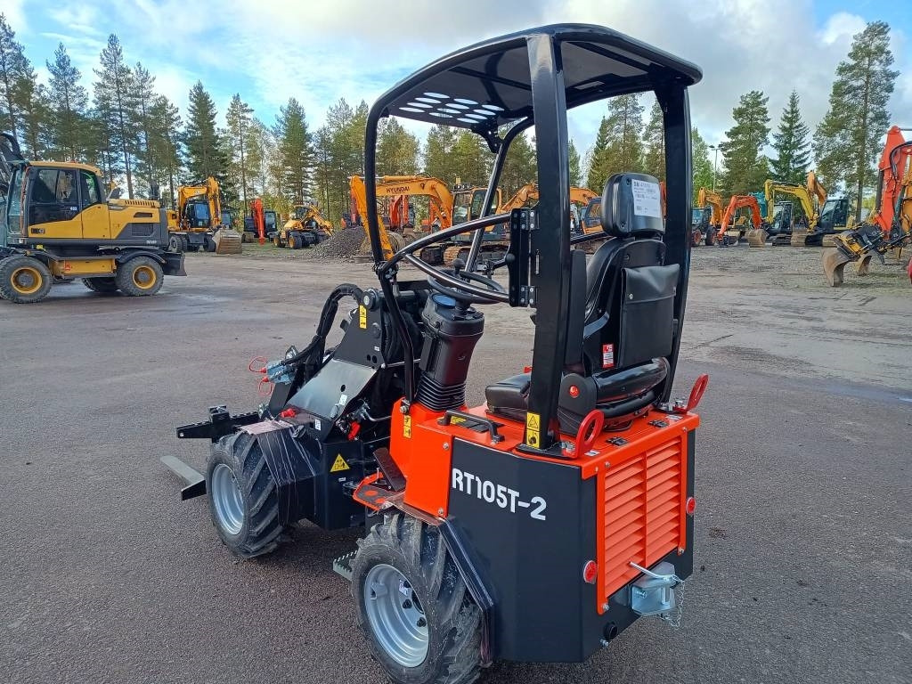 Kubota RT105-2 TELEPUOMI  - Compact loader: picture 5 Kubota RT105-2 TELEPUOMI  - Compact loader: picture 5