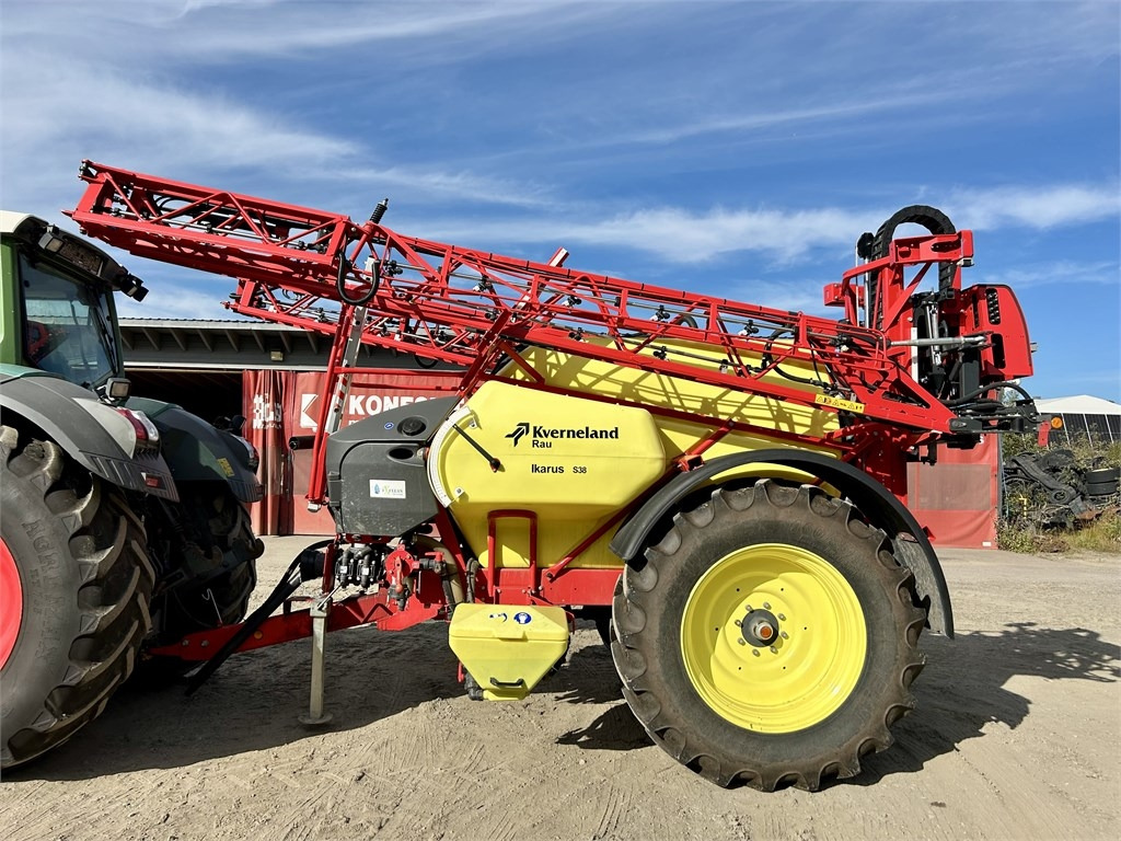 Kverneland Ikarus S38 - Trailed sprayer: picture 1 Kverneland Ikarus S38 - Trailed sprayer: picture 1