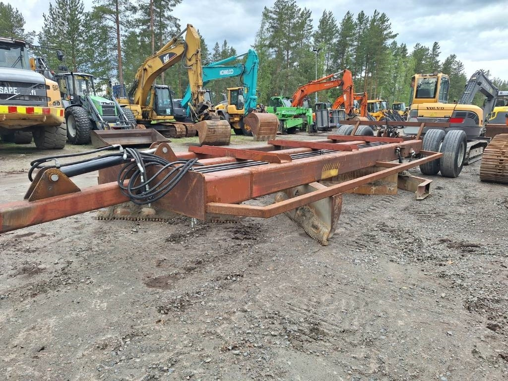 TIELANA HYDR OMAVALMISTE - Articulated dumper: picture 1 TIELANA HYDR OMAVALMISTE - Articulated dumper: picture 1