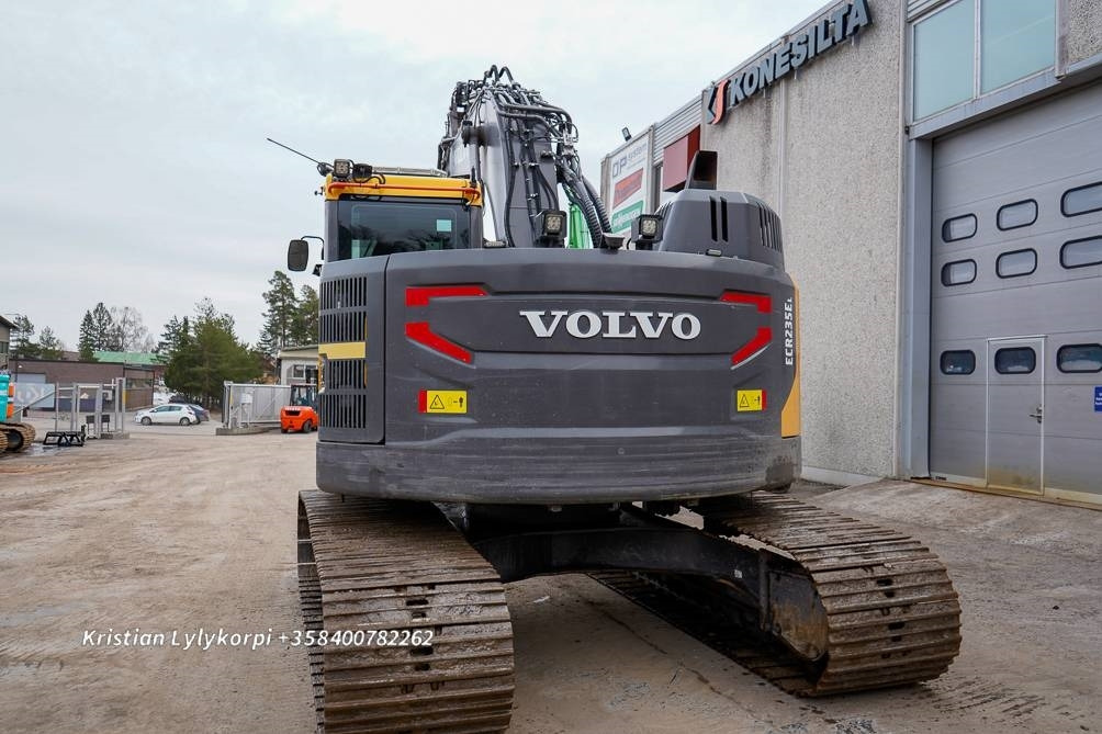 Volvo ECR235EL PYÖRITTÄJÄLLÄ - Crawler excavator: picture 3 Volvo ECR235EL PYÖRITTÄJÄLLÄ - Crawler excavator: picture 3